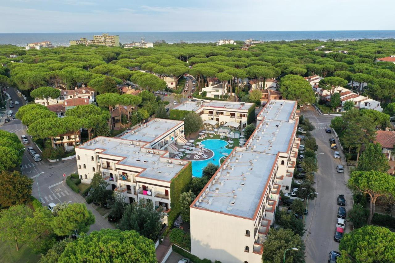 Michelangelo Holiday & Family Resort 丽都斯皮纳 外观 照片