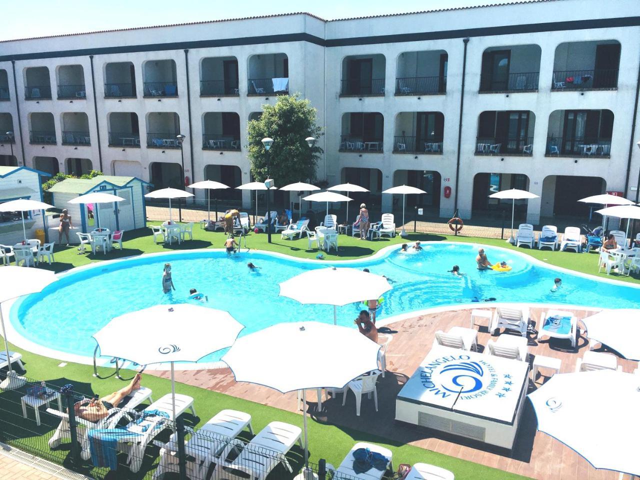 Michelangelo Holiday & Family Resort 丽都斯皮纳 外观 照片